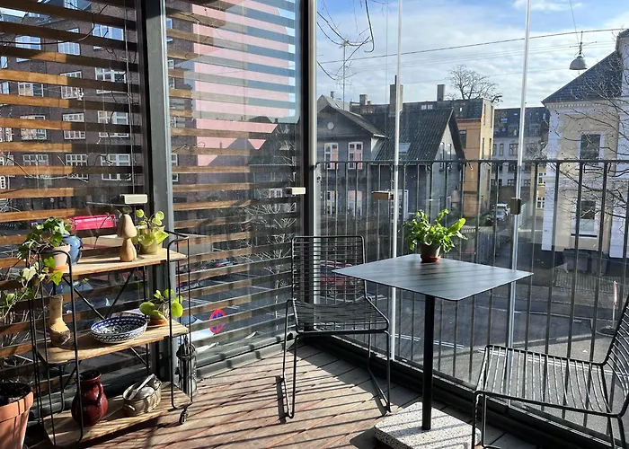 Central Family Home In Award-Winning Architecture