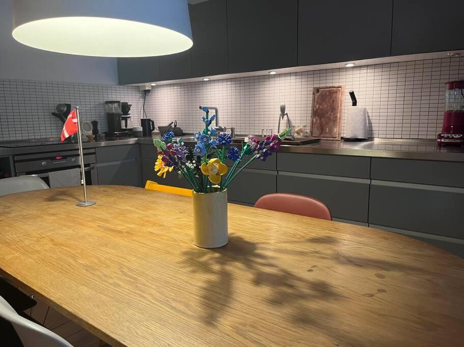 Family In Award-winning Architecture Apartament